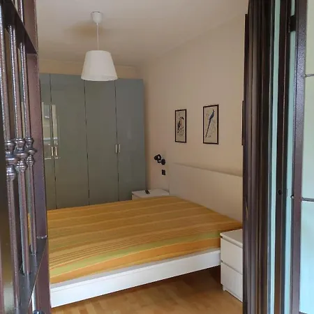 Apartment 6 A Casa