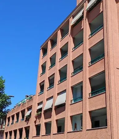 6 A Casa * Milan